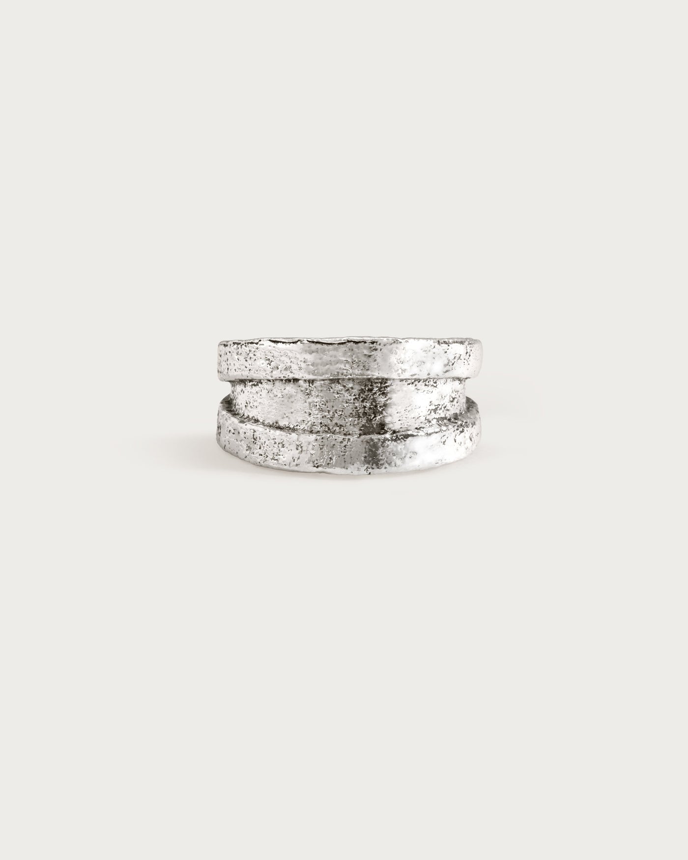 Terra Kiss Ring