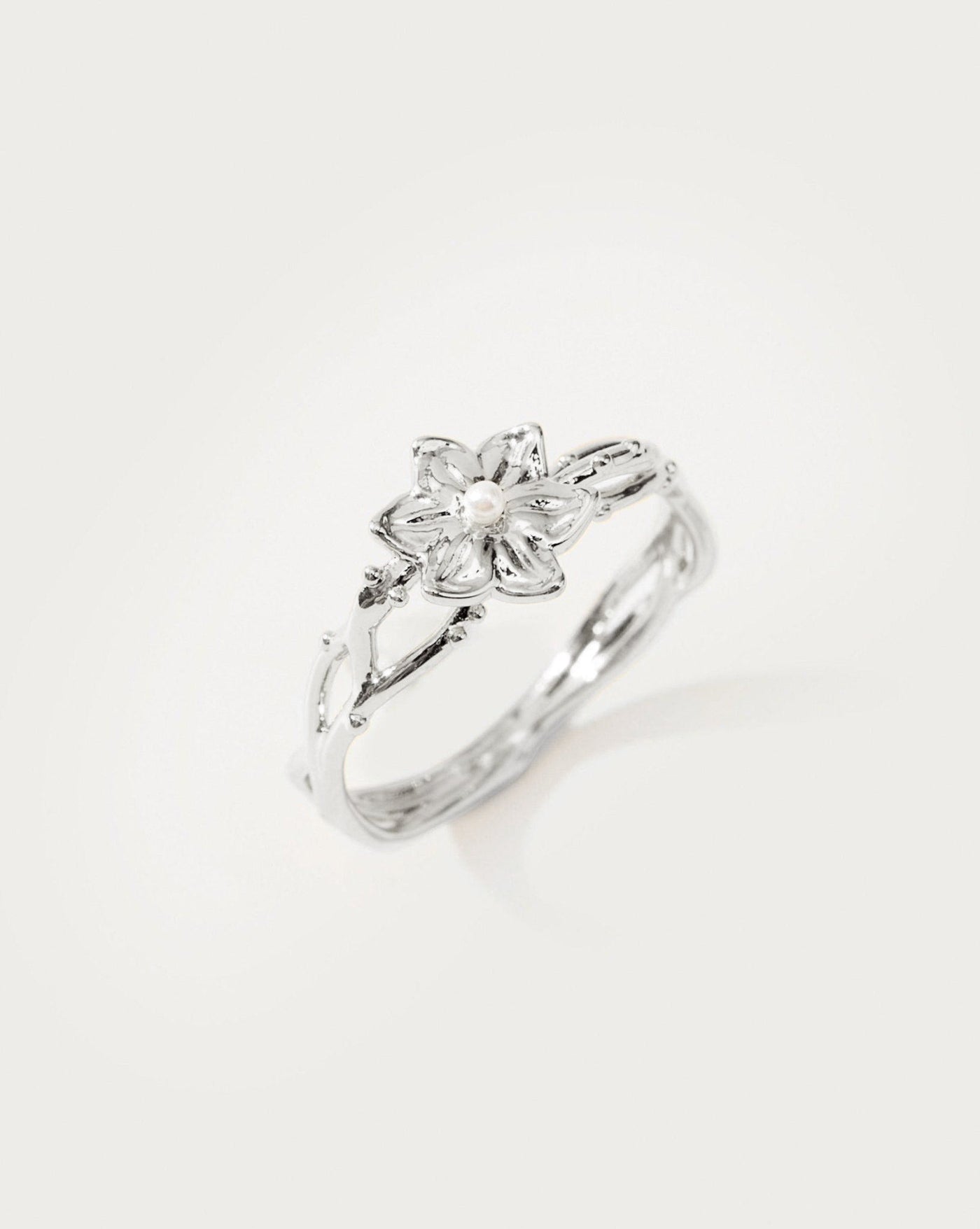 Victoria Ring in Silver