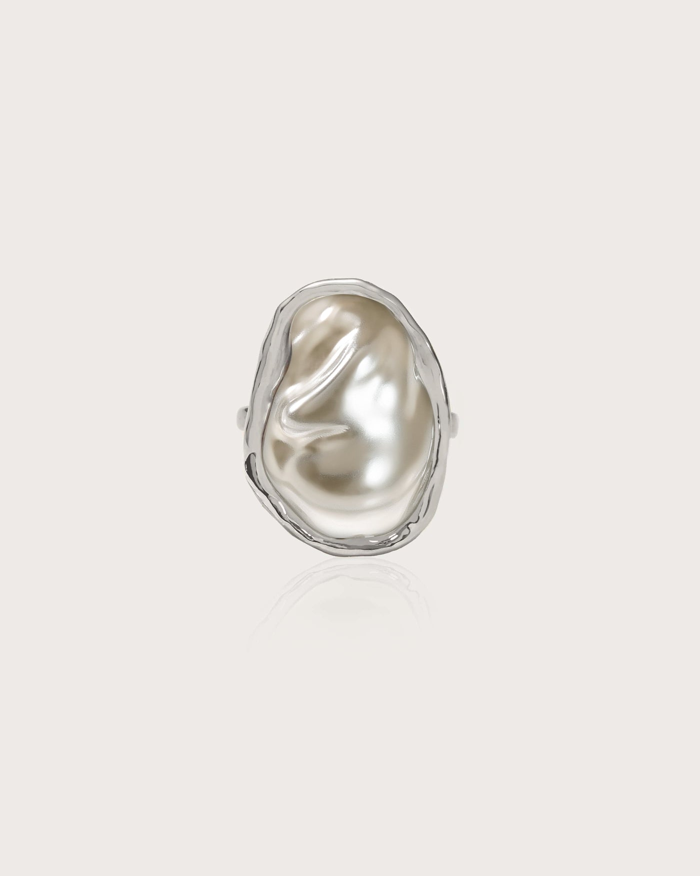 Wonder Pearl Ring in Silver